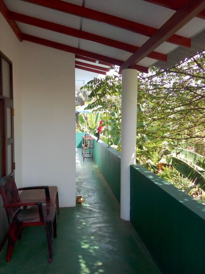 New Star Light Hotel Mirissa Exterior foto
